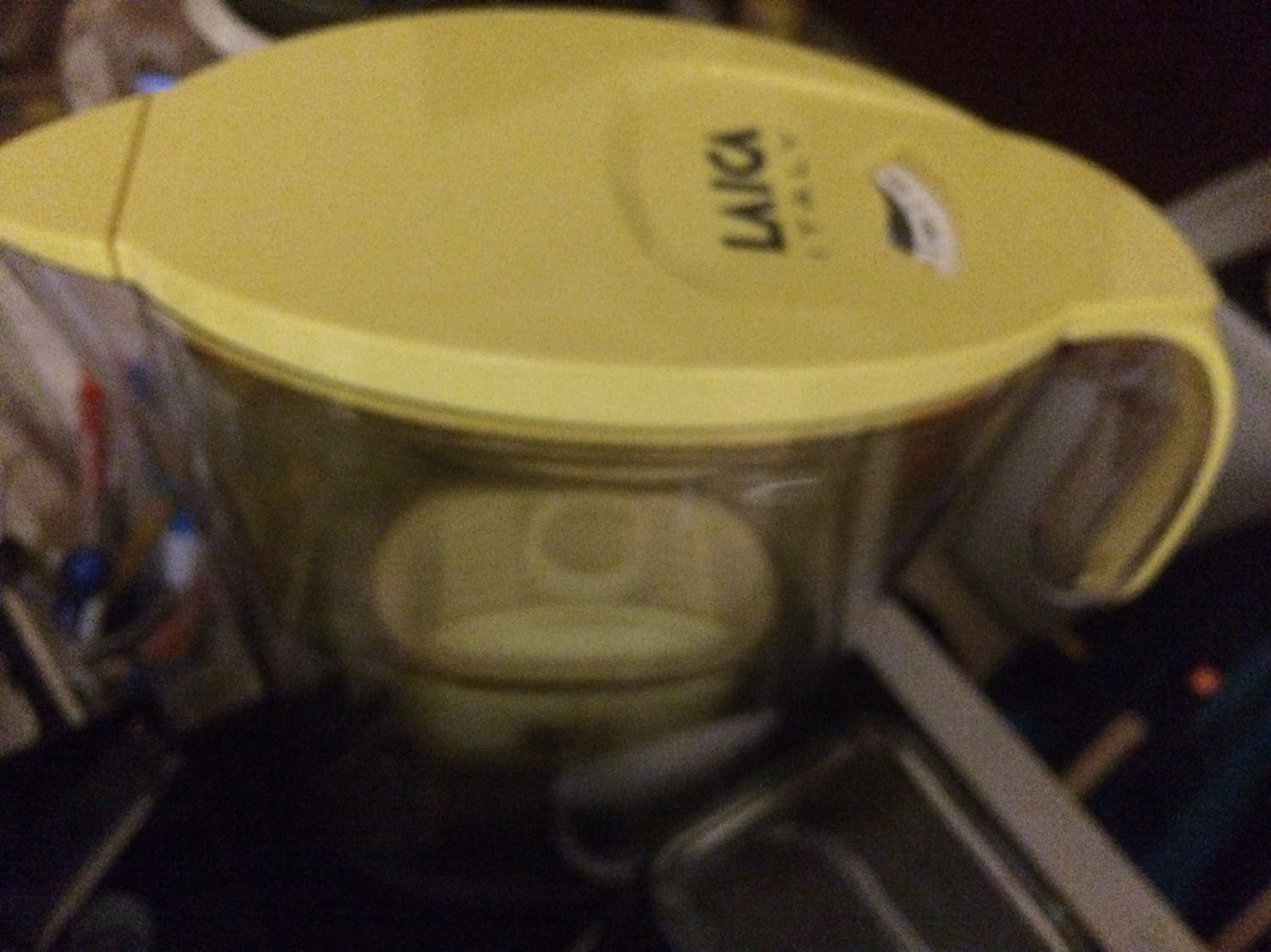 Sp tốt trong tầm giá so với các hãng khác nhưng lõi lọc giá quá mắc , cần giảm giá lõi lọc