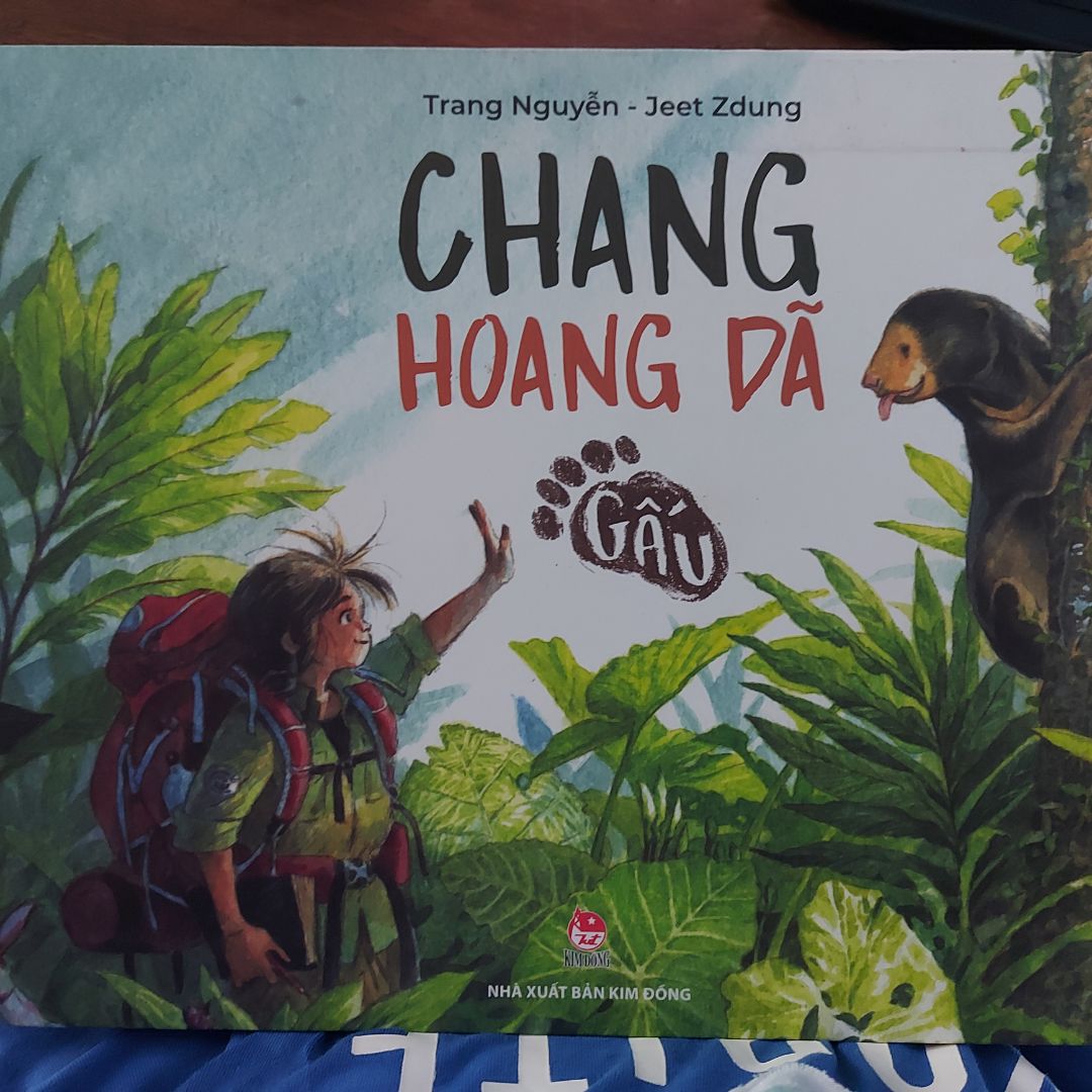 Quyển sách hay và ý nghĩa. Phần minh họa thì xịn khỏi nói, khâm phục họa sĩ đã làm khối lượng công việc khổng lồ như vậy. Cũng làm cho mình có cái nhìn rõ hơn về bảo tồn động vật tại VN.