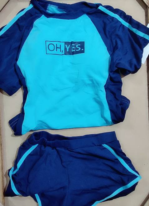 rất xinh ạ, đáng đồng tiền. kiểu dáng cute, giao hàng nhanh