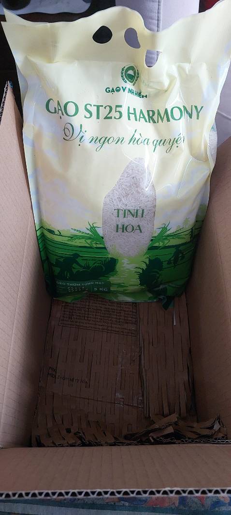 Tiki đang trở lại quá tốt . Sản phẩm không quá đại trà , được đánh giá cẩn thận nên chất lượng được bảo đảm . Giao và đóng hàng của Tiki chấm 6 sao