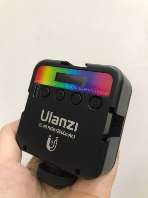 Đèn LED hỗ trợ quay phim hay chụp hình đều ok, phù hợp quay Vlog