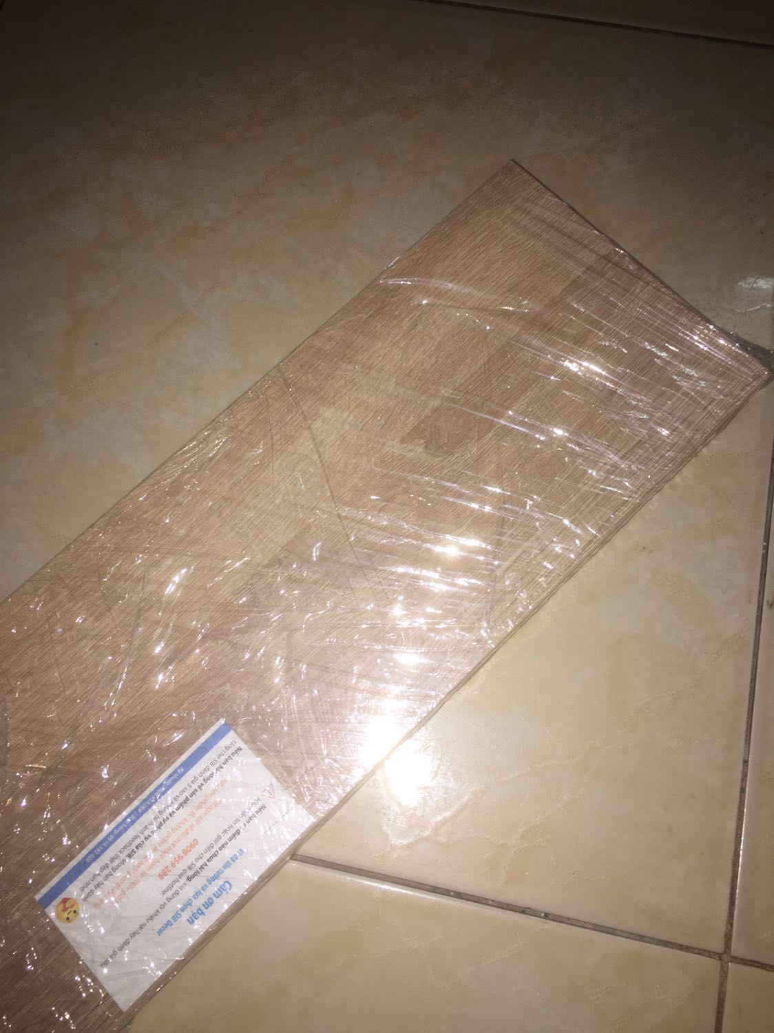 Kệ chắc chắn lắm có bản hướng dẫn chỉ treo kệ chi tiết shop đóng gói rất kĩ nữa còn giao hàng rất nhanh mình rất hài lòng về shop sẽ ủng hộ nhiều lần nữa Kệ chắc chắn lắm có bản hướng dẫn chỉ treo kệ chi tiết shop đóng gói rất kĩ nữa còn giao hàng rất nhanh mình rất hài lòng về shop sẽ ủng hộ nhiều lần nữa