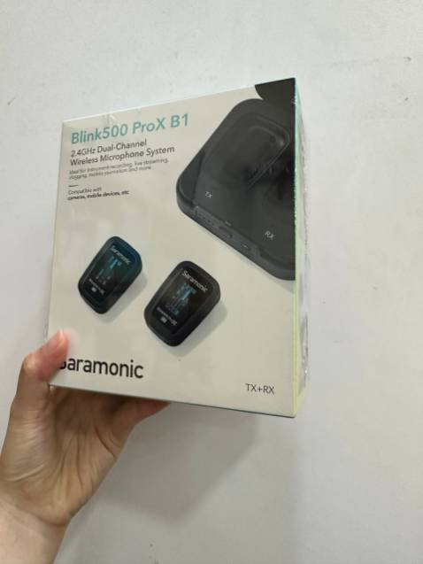 Micro ProX b1 thu âm 1 người khá tốt, còn có hộp sạc tiện dụng. Dùng cho máy ảnh quá xịn nhé