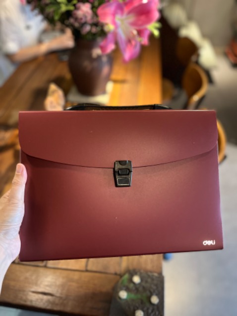 Giống mô tả.
Chỉ có đóng gói cẩu thả & ko tôn trọng khách hàng nên mất vui.