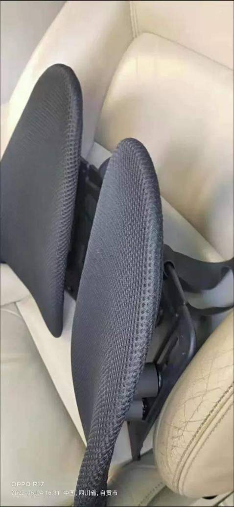 Giao hàng nhanh, chất lượng rất tốt, mình mua về dùng ngay thì đỡ đau lưng đáng kể, bạn nào đang bị đau lưng nên mua để dùng, sẽ ủng hộ shop lần sau ạ Giao hàng nhanh, chất lượng rất tốt, mình mua về dùng ngay thì đỡ đau lưng đáng kể, bạn nào đang bị đau lưng nên mua để dùng, sẽ ủng hộ shop lần sau ạ