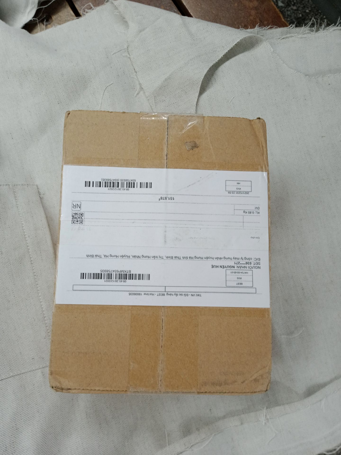 giao hàng ko có tem của tiki