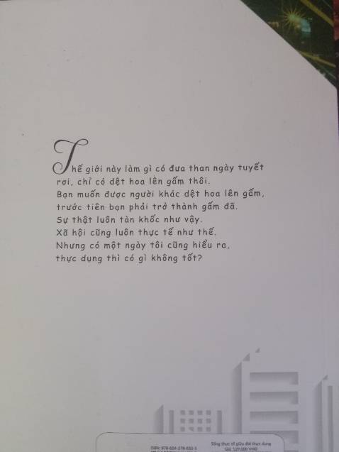Tiki trading giao hàng rất nhanh. Tuy nhiên thì sách chỉ đc bỏ vào trong một cái hộp chứ k có thêm bọc chống xóc hay túi bóng bảo vệ nên đầu sách hơi móp xíu. Thực sự mong Tiki trading cải thiện về vấn đề gói hàng. Còn lại thì đều tốt