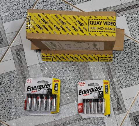 Hàng đúng như mô tả. Sử dụng tốt. Đóng hộp hơi lớn. Có miếng xốp bóng khí. Chỉ để cùng trong hộp, chứ không bọc sản phẩm. Nên đóng hộp vừa với kích thước và bọc xốp cho sản phẩm thì tốt hơn. Cảm ơn mọi người đã đọc đánh giá của mình. Trân trọng !