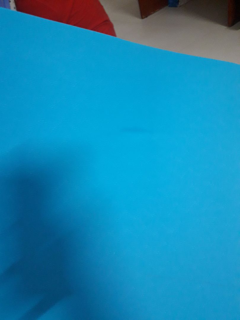 Thời gian giao nhanh, nhưng thảm khi mình nhận được lại bị 1 số lỗi như hinh và dơ nữa, có thể là do trong khi vận chuyển. Chiều ngang thảm hơi nhỏ so với các loại thảm khác