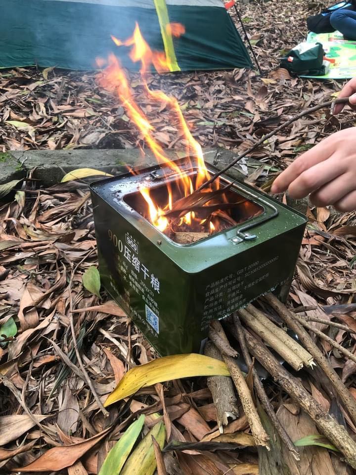 Sách nhỏ gọn, giấy nhẹ, đóng gói tốt