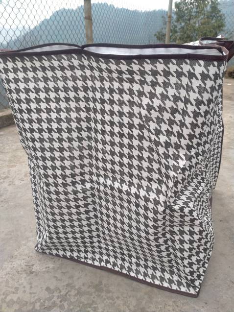 Hình vuông ra hình vuông
Nói chung là rất thất vọng lần sau không bao giờ mua nữa