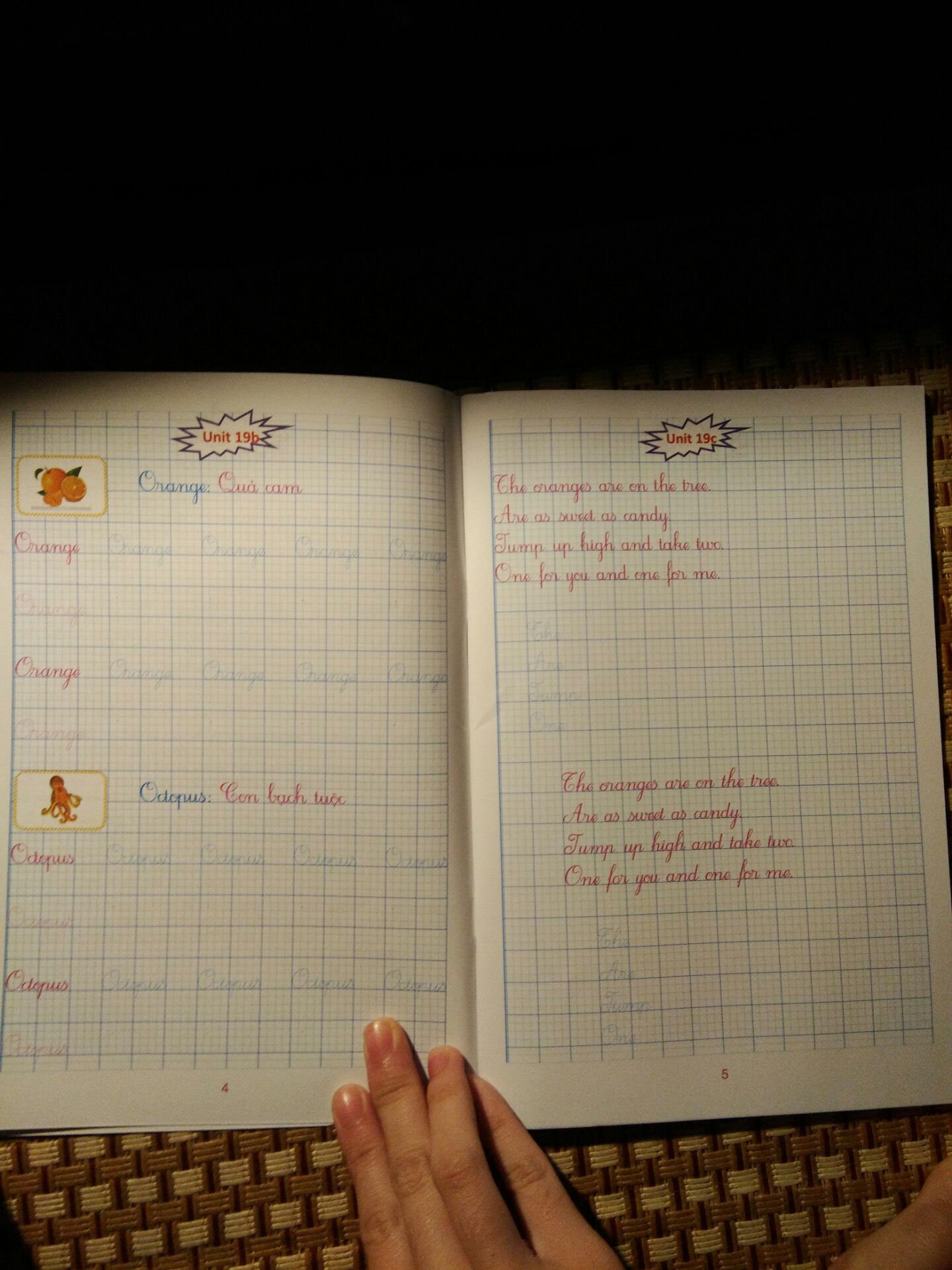 Giao hàng rất nhanh 
rất hài lòng với sản phẩm 
giá hạt dẻ