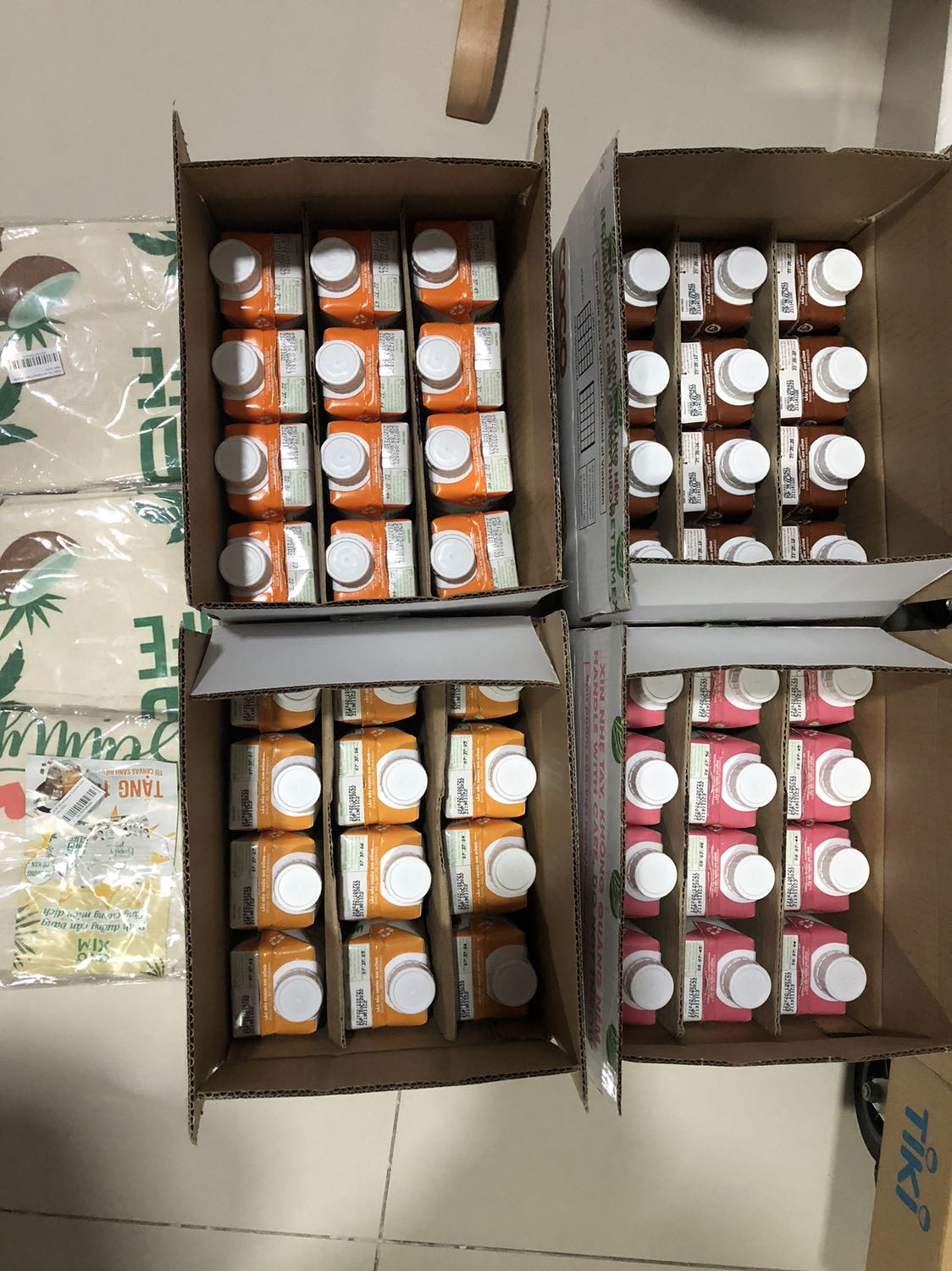 Giao hàng nhanh, shipper vui vẻ nhiệt tình. Đóng gói đẹp và chắc chắn. Rất hài lòng.