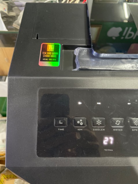 Chủ Shop Nhiệt Tình Quạt Chính Hãng Trước Có Mua 1 Cái Bên Nguyên Kim Y Chang Nhau 
Sài Mát Nhanh Đỡ Ồn Hơn Hãng Khác Nhiều
Cảm ơn Chủ Shop Đã Bán Hàng Rất Chất Lượng Giá Rẻ Hơn Nguyễn Kim Khá Nhiều
Quạt New 100% Nhé