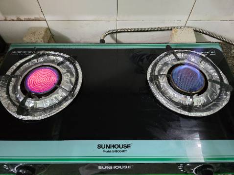 Tại sao 2 bếp lửa không đều như giới thiệu Tại sao 2 bếp lửa không đều như giới thiệu