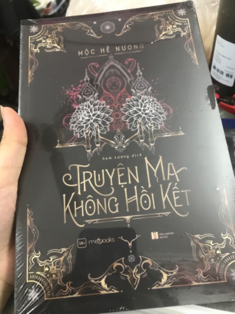 Sách có trầy xước nhẹ nhưng quan trọng là nội dung ☺️🫰