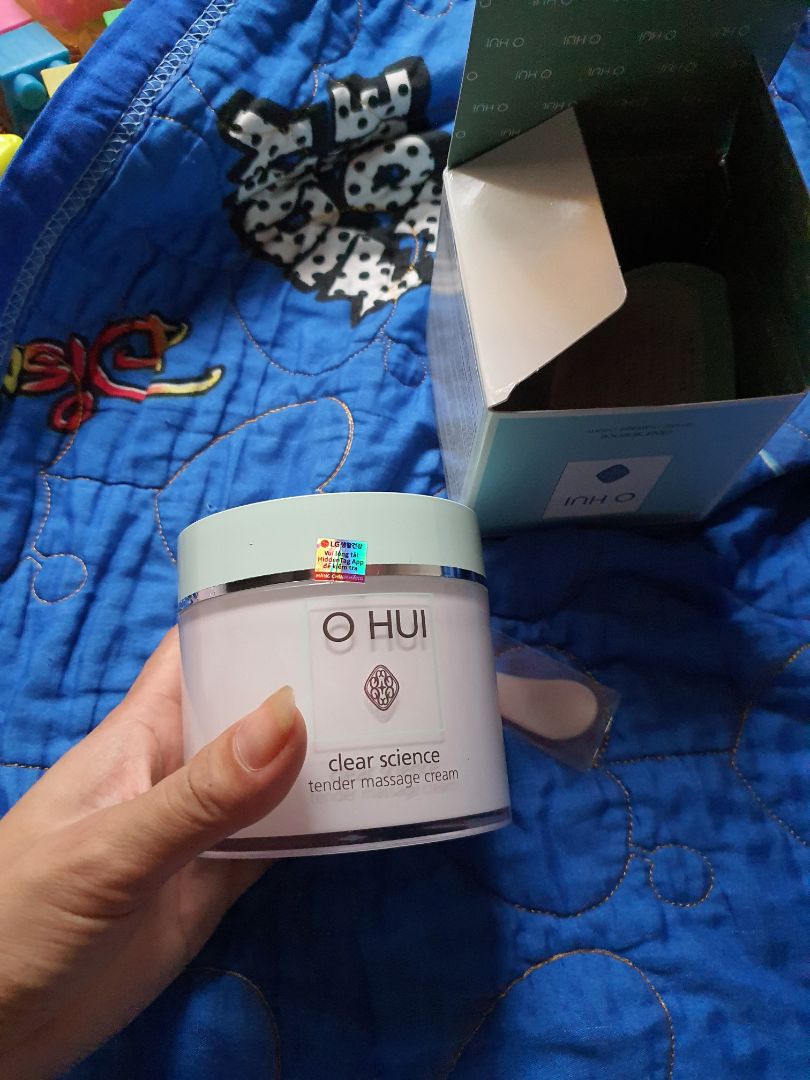 do dịch covid nên giao hàng rất chậm tuy nhiên nhận được hàng   chính hãng sp tốt . nên ko làm thất vọng và  mất công chờ đợi