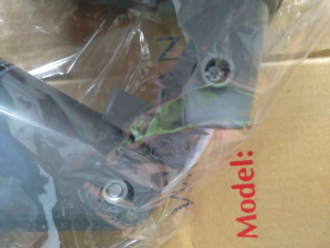 QUÁ THẤT VỌNG TIKI!!!
04/05/2020, mình vừa nhận được sản phẩm quạt treo tường SENKO. Vừa mở ra đã thấy bị gãy phần cổ. Và mình phải làm gì với sản phẩm này! Mong TIKI có cách khắc phục hợp lí!