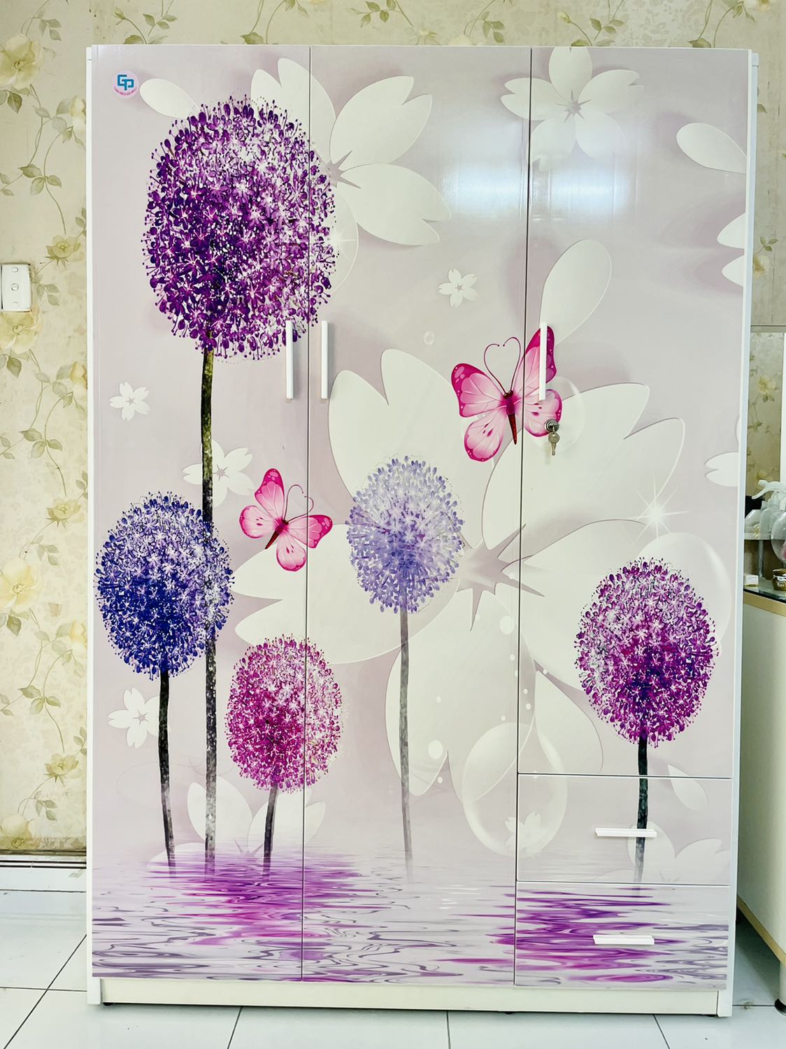 Xinh xắn, dễ thương, chứa được nhiều đồ