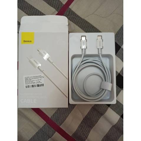 - Dây đẹp chắc chắn to hơn dây theo máy rất nhiều
- chính hãng baseus, dùng nhiều rồi ko có gì để chê
- vào pin nhanh, hỗ trợ truyền dữ liệu
- shop giao hàng nhanh, lần sau lại ủng hộ shop