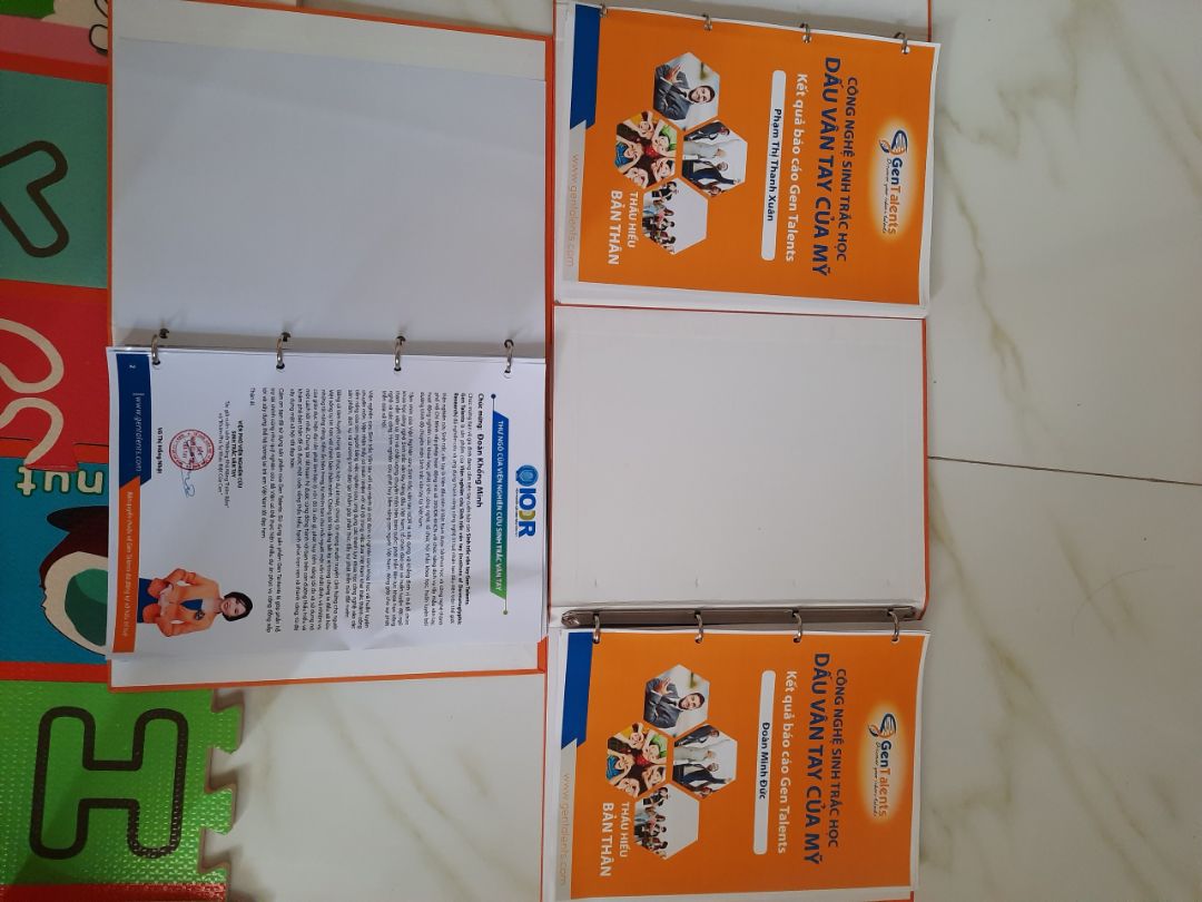 mình thấy sinh trắc vân tay này rất hữu ích. giúp bản thân mình hiểu chính mình hơn. từ đó mình  đã làm cho cả vợ và con của mình. nếu làm cả nhà, tư vấn viên còn đánh giá liên hệ được các thành viên trong gia đình làm sao để hiểu nhau hơn, thông cảm và hoà hợp với nhau. định hướng được cách dạy con, và sẽ giáo dục sớm được cho các con. định hướng nghề nghiệp được từ sớm. 
tư vấn viên rất nhiệt tình, tư vấn kỹ càng, và cho những lời khuyên rất thật lòng. 

nói chung mình rất hài lòng