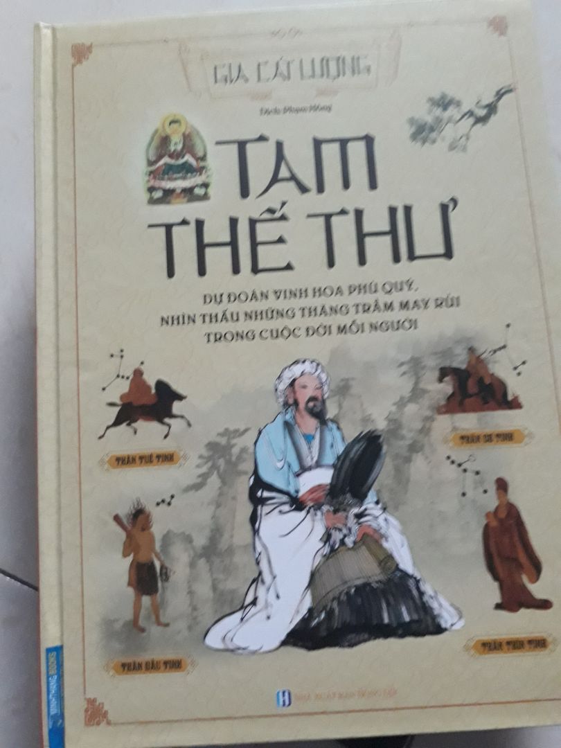 Tiki đóng gói sản phẩm chắc chắn và đẹp mắt.  Giao hàng đúng hạn, nhanh chóng Sách đẹp nói chung là mình hài lòng về sản phẩm mua lần này.