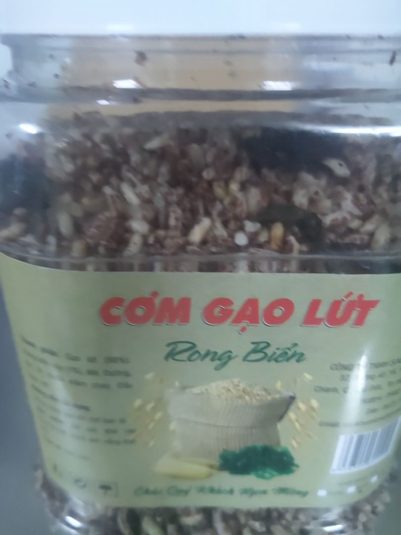 Giao hàng nhanh, cơm gạo lứt ngày mới, gạo rang mới và rong biển cũng nhiều. Tuy nhiên gia vị hơi nhiều và khi ăn 1 chén thì có cảm giác vị rích trong miệng. Nếu là gạo lứt rang thuần cùng rong biển mới ít muối tự nhiên thì chắc sẽ ngon hơn
