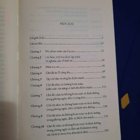Tác giả cung cấp nhiều thông tin bổ ích về chế độ dinh dưỡng, luyện tập, song phần công thức tính thực phẩm và cách chế biến là nguyên liệu vùng Địa trung hải, ở mình khó kiếm và đắt nên hơi khó áp dụng.