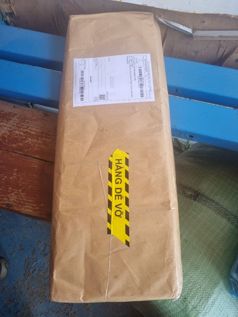 Chờ hơi lâu, được cái đóng gói rất cẩn thận, khá kỹ càng, hàng được đan giúp, có bảo hành đầy đủ. vote 5 sao