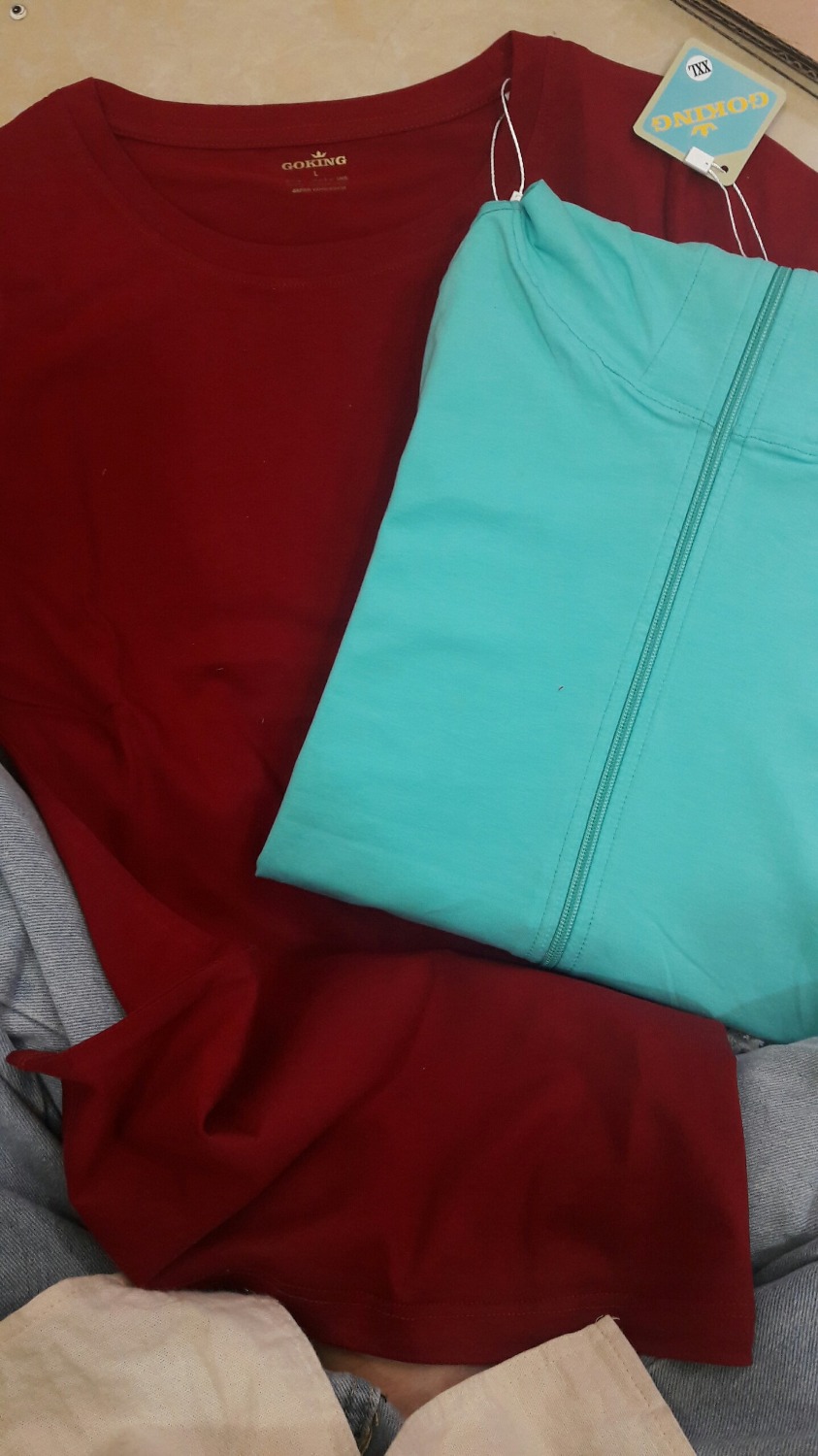 Đã mua áo thun, áo khoác  của Goking. Tất cả đều hài lòng. Bao bì Nhật Bản đẹp