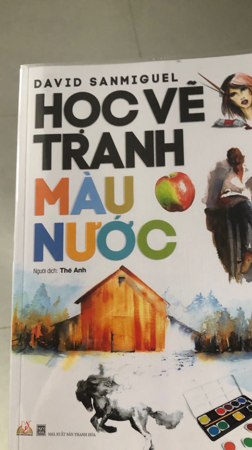 Vì sản phẩm là dạng giấy bóng nên mình rất thích, chất lượng phải nói là tuyệt vời luôn í,có điều sách bị cong trong quá trình gói hàng nên hơi buồn ạ.