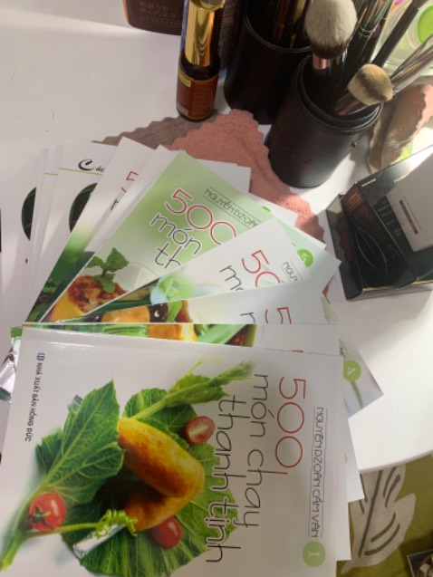 Quá tuyệt vời! Không biết dùng lời nào để diễn tả. cảm ơn rất nhiều đến cô Nguyễn Dzõan Cẩm Vân và người bán hàng.
Cảm ơn Tiki.