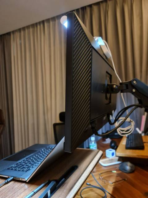 Hàng chất lượng, ko lỗi lầm, giao hàng nhanh, *** đúng 75hz, chỉ hơi tiết là nhìn bề ngang hơi thô. 
Cổng kết nối đa tiện dụng, đang sử dụng typeC, cà có thể cắm usb, đèn, mở rộng thêm màn hình tùy ý - ưng nhất điểm này ở con Proart Hàng chất lượng, ko lỗi lầm, giao hàng nhanh, *** đúng 75hz, chỉ hơi tiết là nhìn bề ngang hơi thô. 
Cổng kết nối đa tiện dụng, đang sử dụng typeC, cà có thể cắm usb, đèn, mở rộng thêm màn hình tùy ý - ưng nhất điểm này ở con Proart