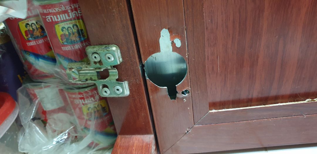 giao hàng rất nhanh, chỉ 24 giờ với giao hàng bình thường, hàng quá tốt, dày dặn, các lỗ khoan chính xác.