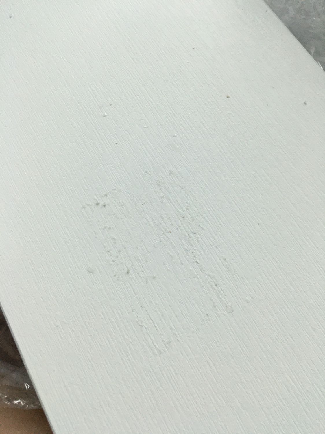 Ván đẹp. Đầy đủ hướng dẫn và dụng cụ rất dễ lắp. Thành phẩm như hình rất đẹp.

Nếu có điểm trừ thì đó là miếng sticker ở khắp mọi ván mất cả buổi để bóc ra phải bằng baking soda mới sạch ...