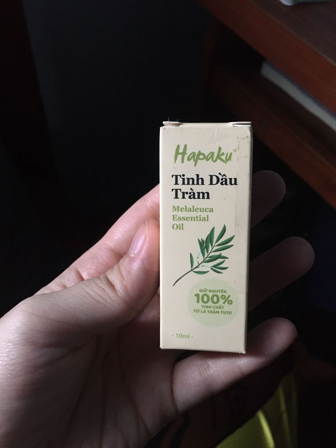 Tinh dầu tràm chuẩn, mùi rất thích. Có tem niêm phong hàng hoá đảm bảo. Đóng gói chắc chắn. Sẽ quay lại mua thêm