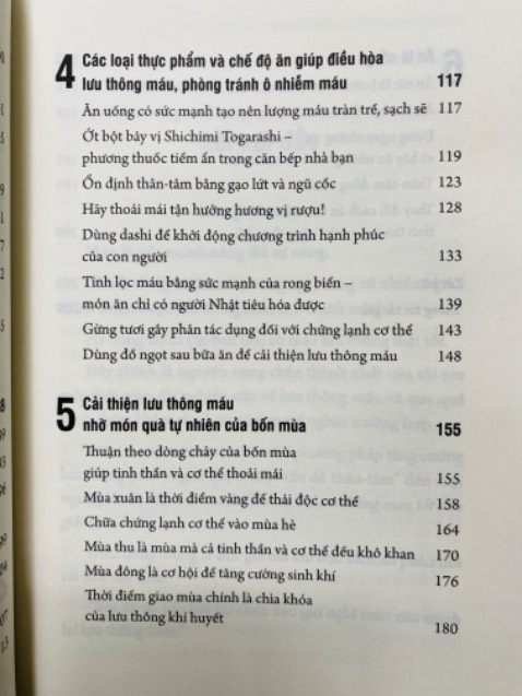 Sách về sức khỏe, bổ ích. 
Tiki đóng gói không dùng hộp giấy nên bị xước cạnh sách!