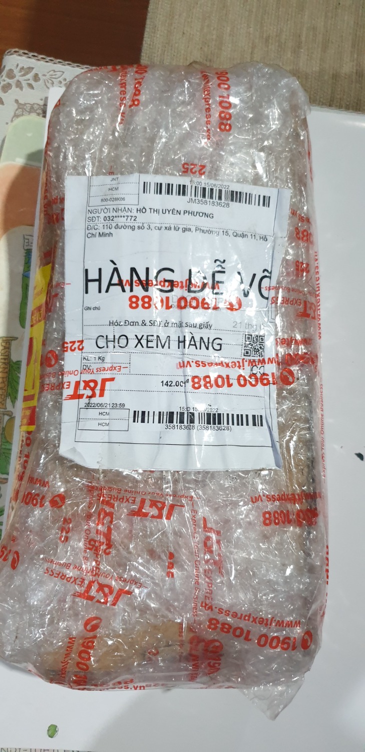 Đặt mua lõi 123 nhưng khi giao hàng thiếu 1 lõi, 2 lõi nhận được thì 1 lõi không có bọc bảo vệ bên ngoài và bị dơ. Mình đã làm việc với Tiki và đã gởi trả lại sản phẩm, đang chờ Tiki đổi lại sản phẩm. Đặt mua lõi 123 nhưng khi giao hàng thiếu 1 lõi, 2 lõi nhận được thì 1 lõi không có bọc bảo vệ bên ngoài và bị dơ. Mình đã làm việc với Tiki và đã gởi trả lại sản phẩm, đang chờ Tiki đổi lại sản phẩm.