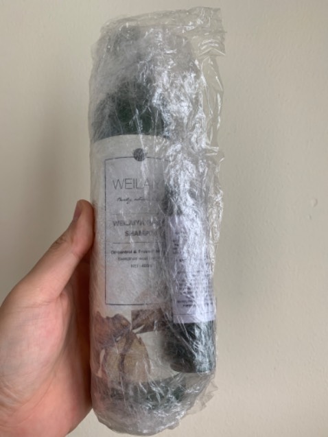 Shop giao hàng nhanh, hàng mới xuất xưởng.