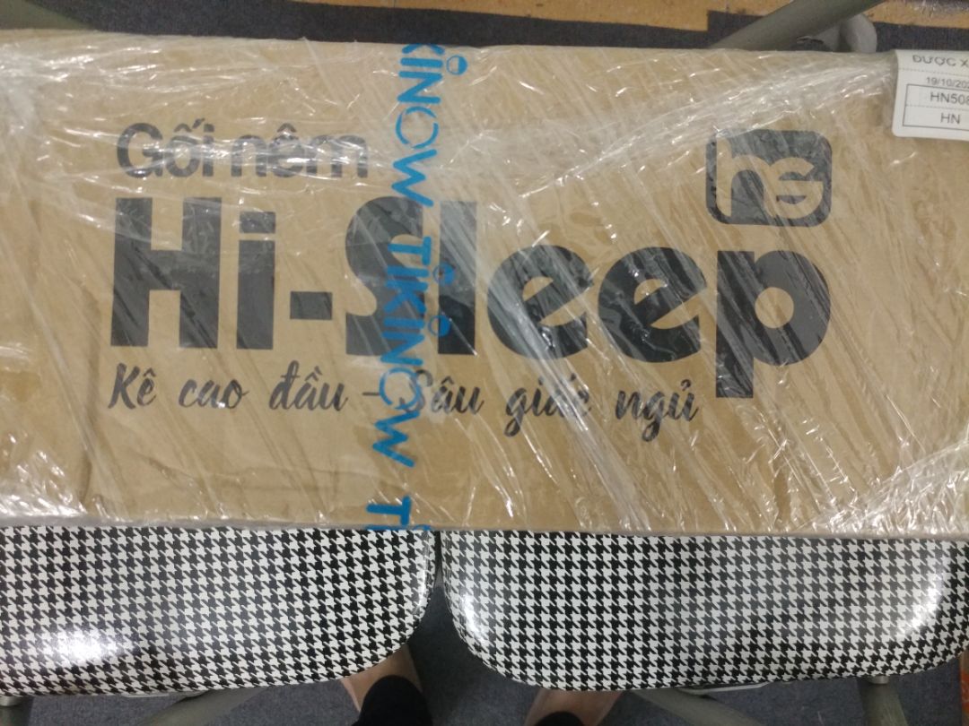 Nhận hàng từ mấy hôm trước là tôi nằm ngay, công nhận có tác dụng thiệt chứ không chỉ là quảng cáo. Tôi vừa kích hoạt bảo hành thấy báo còn 360 ngày bảo hành nữa nên rất yên tâm. Cảm ơn Tiki rất nhiều, luôn luôn là chuẩn hàng