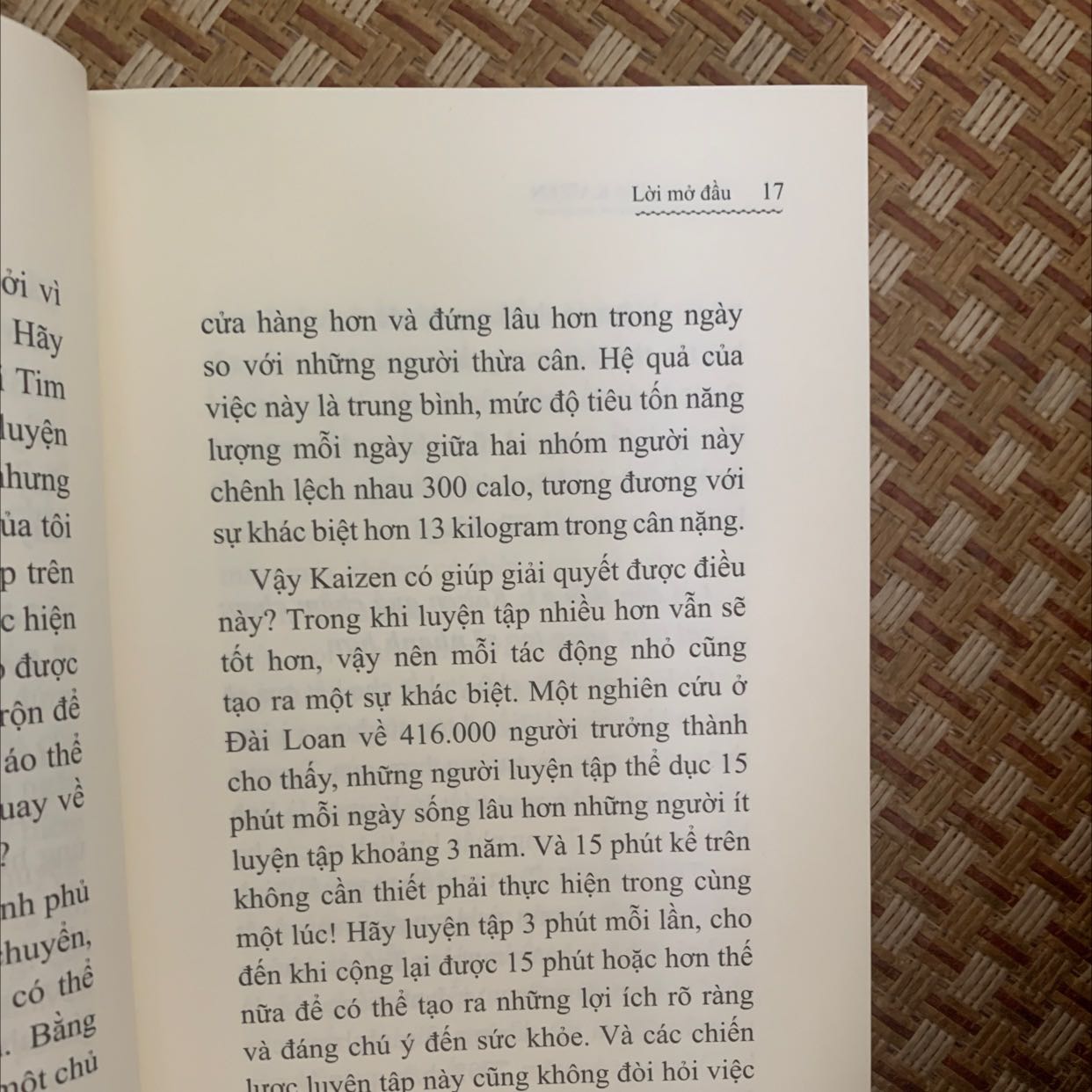 Giấy chất lượng, giao hàng sớm hơn dự kiến. 
Về nội dung thì mình đang đọc chương 01, có một vài chỗ dịch chưa tròn trịa lắm Giấy chất lượng, giao hàng sớm hơn dự kiến. 
Về nội dung thì mình đang đọc chương 01, có một vài chỗ dịch chưa tròn trịa lắm