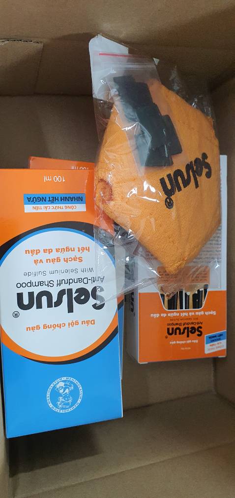 Mình mua 3 chai sao tặng có 1 miếng lót thôi vậy shop ha?