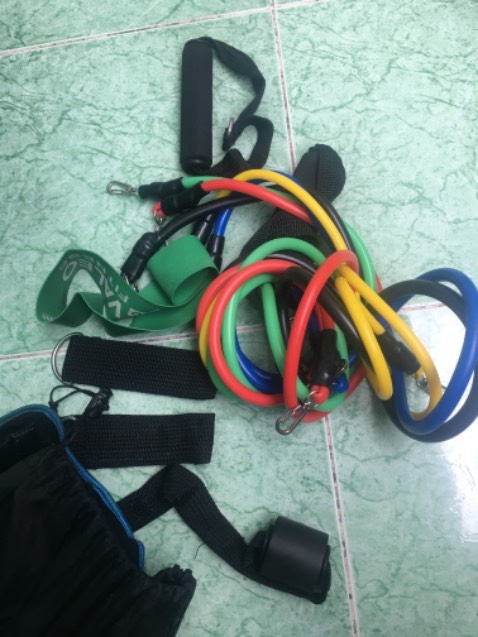 Đóng gói và chất lượng,có điều chưa có chỗ ghi thông số từng dây 5kg,10kg… như loại dây trước đây mình mua,dây đàn hồi tương đối khá,đầy đủ bộ mình vẫn chưa xài hết công năng,mình thấy ổn giá cả phù hợp.