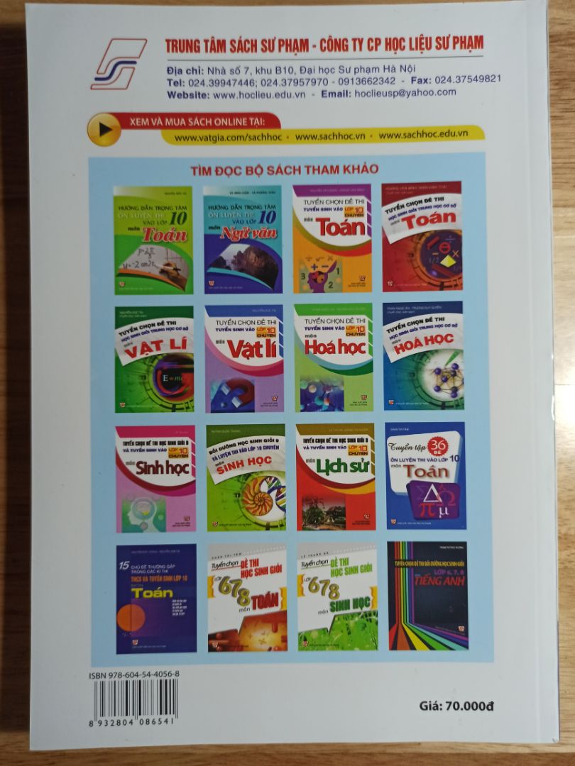 Sách phù hợp cho các bạn học khá giỏi môn vật lí. Sách báo gồm các đề thi trong chương trình lớp 6, 7, 8. Các bạn lớp 9 thi học sinh giỏi hay thì chuyên lí lớp 10 cũng nên mua tham khảo. Tiki đóng gói sản phẩm và giao hàng tốt.