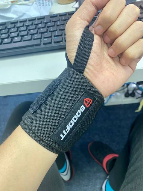 Đã mua 3 sản phẩm quấn khủy tay, bó gối, và quấn cổ tay. Rất hài lòng về sản phẩm.