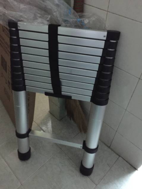 Thang nhôm nhìn khá chắc chắn, khi sử dụng tạo tâm lý an toàn và cũng nhẹ khi vận chuyển, cũng như chiếm ít không gian cất chứa. Cảm ơn shop.