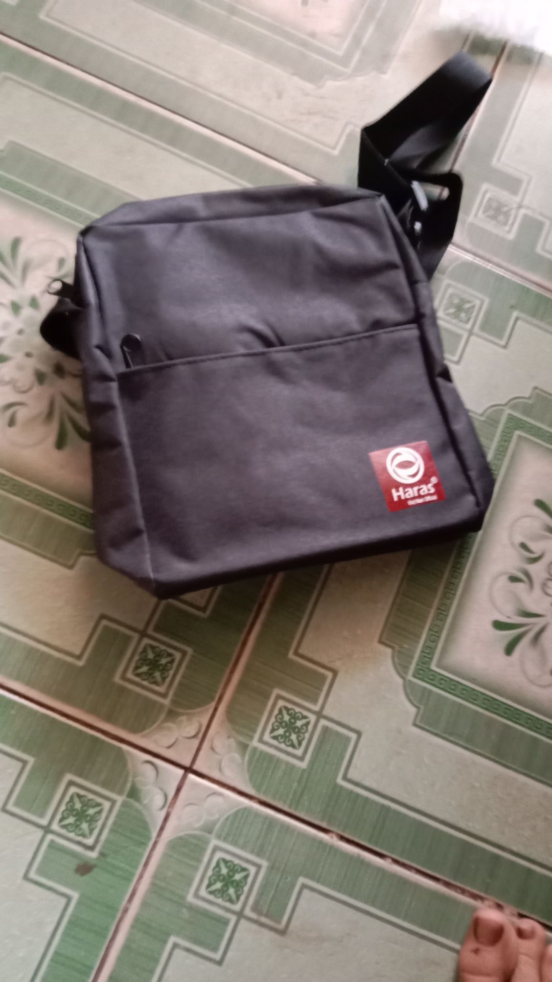 túi đẹp giống hình giao hàng nhanh tuy giá rẻ mà chất lượng nhìu ngăn có thể chứa nhiều chỗ cho shop 5 ⭐