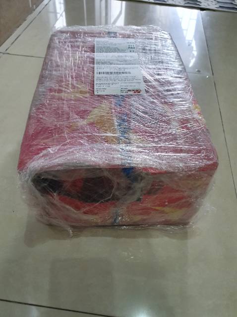 Không biết do đâu, tôi nhận được bao bì như vậy (ngoại quan là bị mất 1 ***), đã phản ánh, Chờ tiki phản hồi