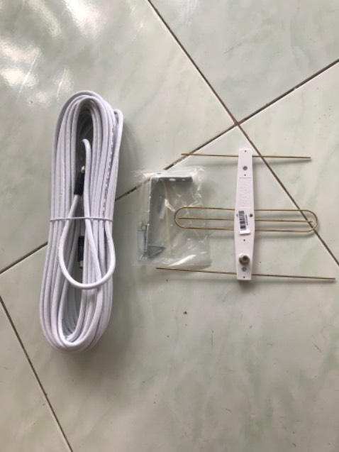 Giao hàng nhanh. Rất tiết là dây cấp nguồn 5v không có . Lại phải đi mua dây cấp nguồn 5v. Lần sau ad kiểm tra hàng kỹ cho người tiêu dùng để không còn tình trạng trên.