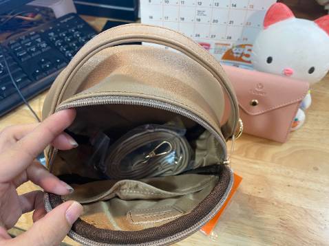 MUA TÚI XINH GIÁ RẺ RỒI CÒN ĐƯỢC TẶNG VÍ XỊN SÒ NỮA , CHỜI ƠI MÊ CÁI SHOP NÀY QUÁ NHA, ƯNG CÁI BỤNG QUÁ , SẼ GIỚI THIỆU BẠN BÈ ỦNG HỘ SHOP NÈ